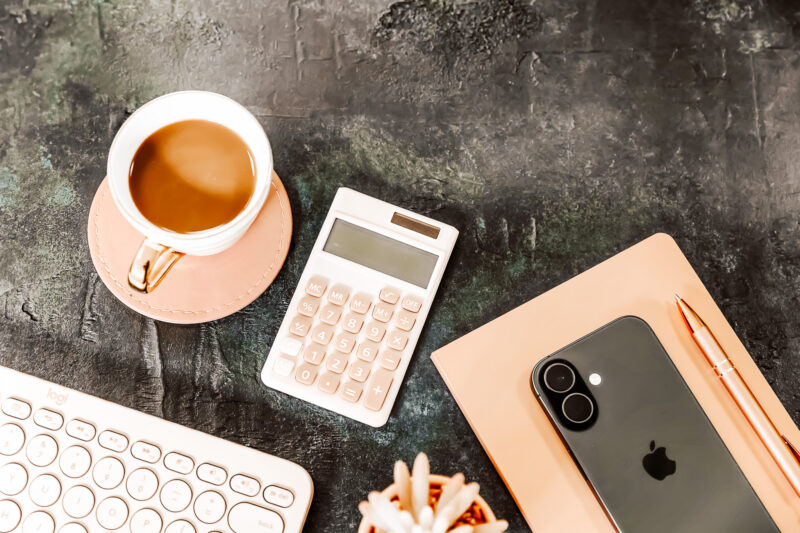 keyboard tea and calculator